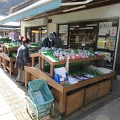 道の駅 信州蔦木宿 売店